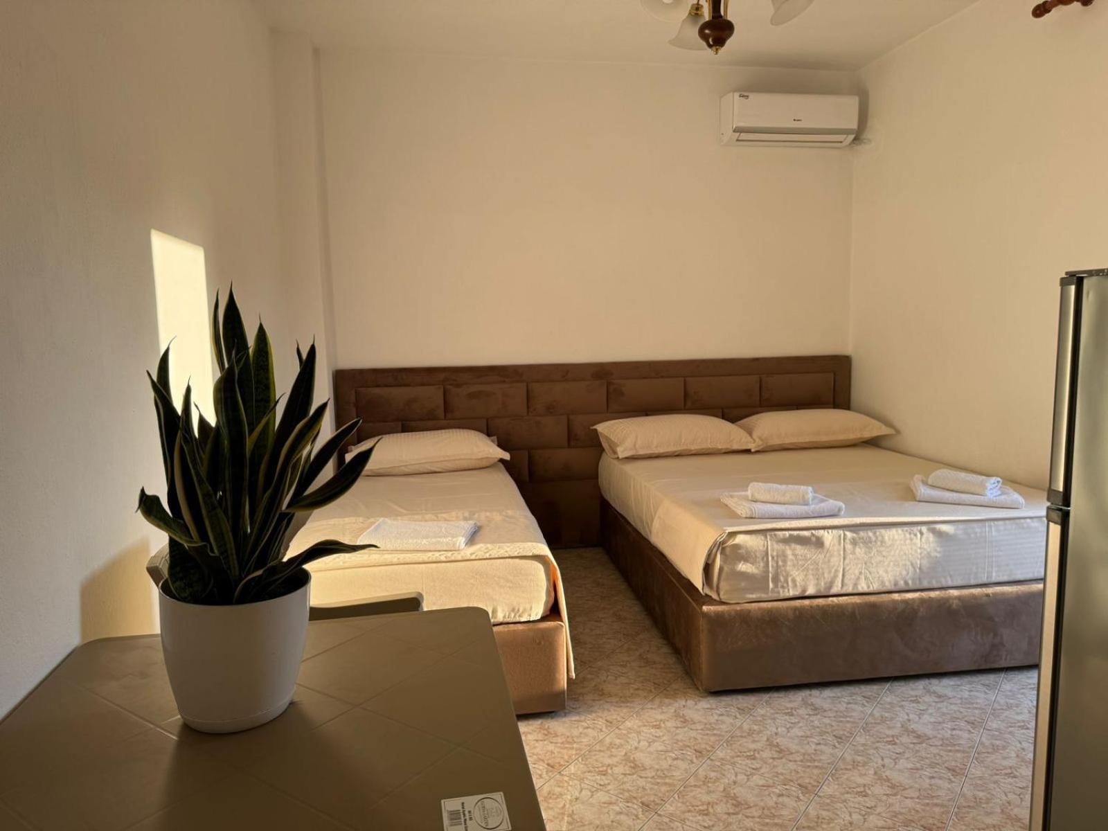 Melas Villa ดูร์เรส ภายนอก รูปภาพ