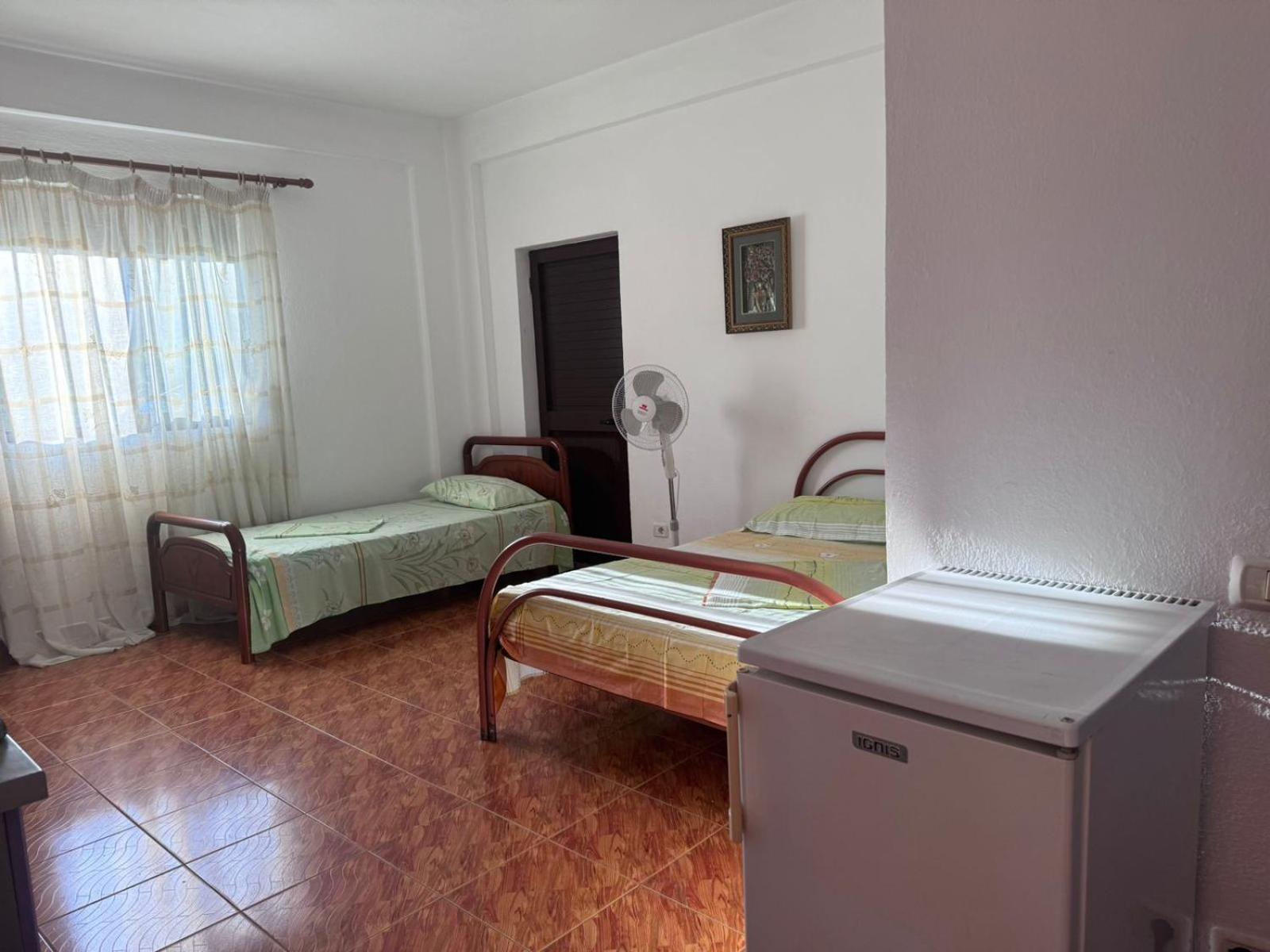 Melas Villa ดูร์เรส ภายนอก รูปภาพ